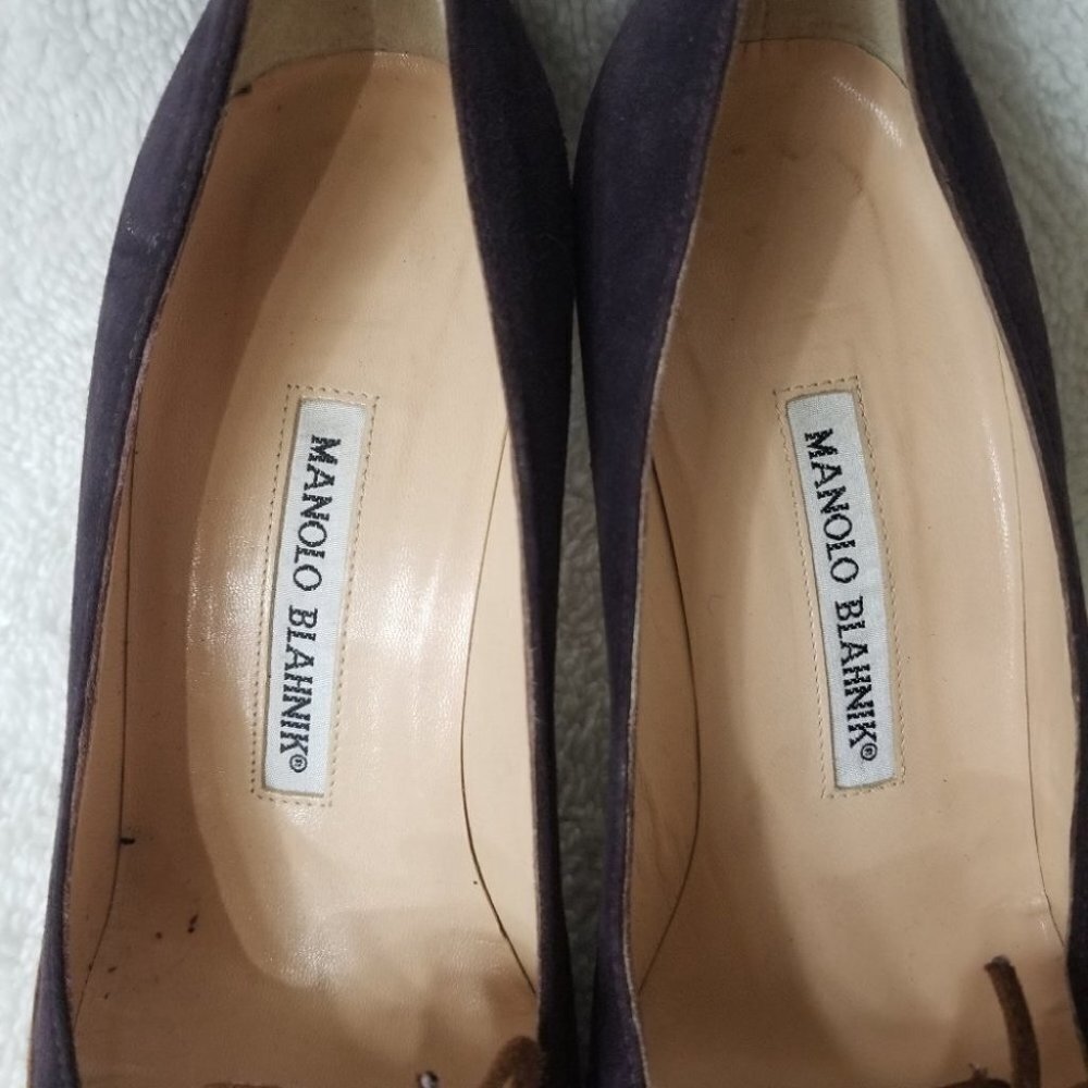 Manolo Blahnik two tone suede heels - Picture 3 of 5